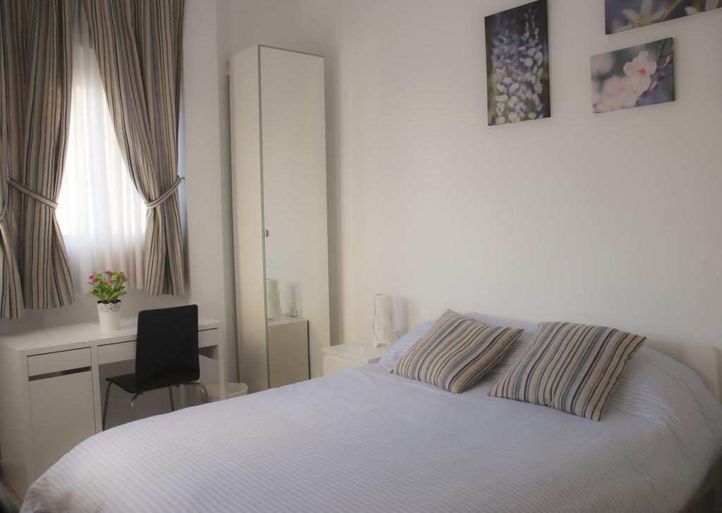 Sunnylivings Hotell Sevilla Exteriör bild