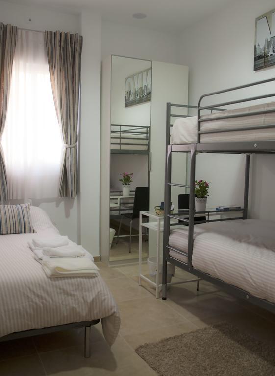Sunnylivings Hotell Sevilla Exteriör bild