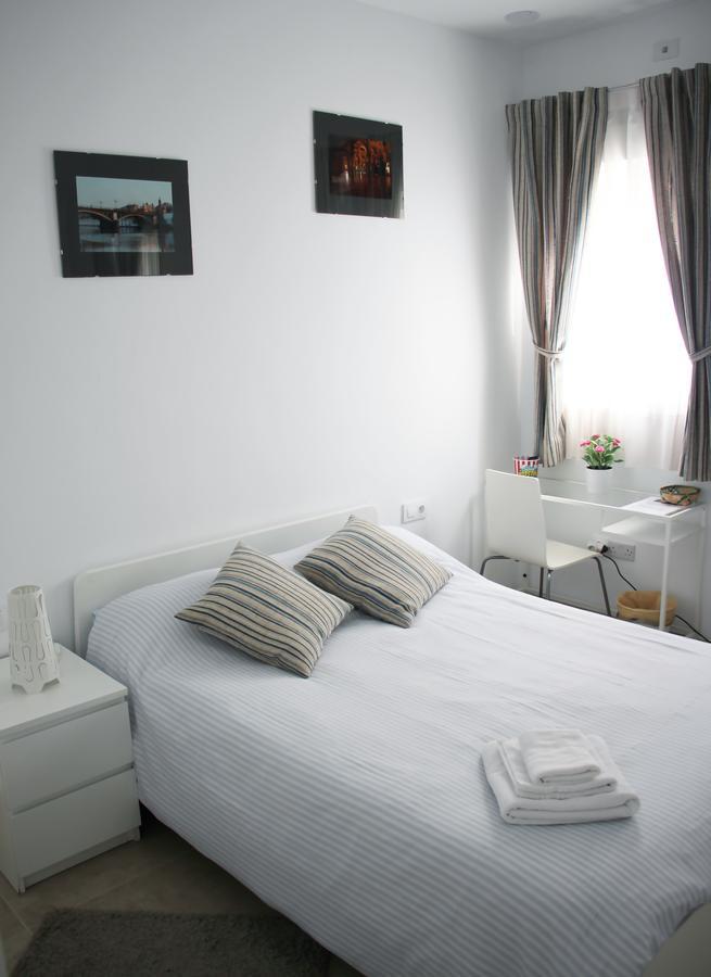 Sunnylivings Hotell Sevilla Exteriör bild