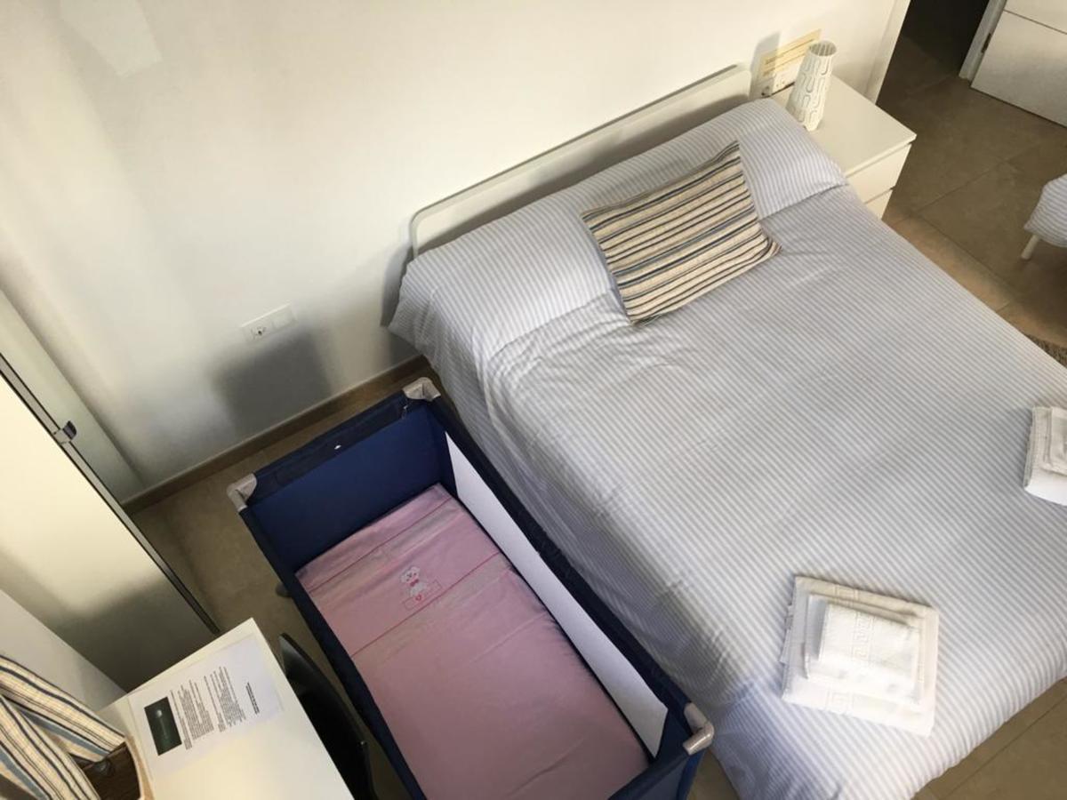 Sunnylivings Hotell Sevilla Exteriör bild